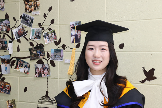 2022 02 18 Rebecca Lee Graduation 01.jpg